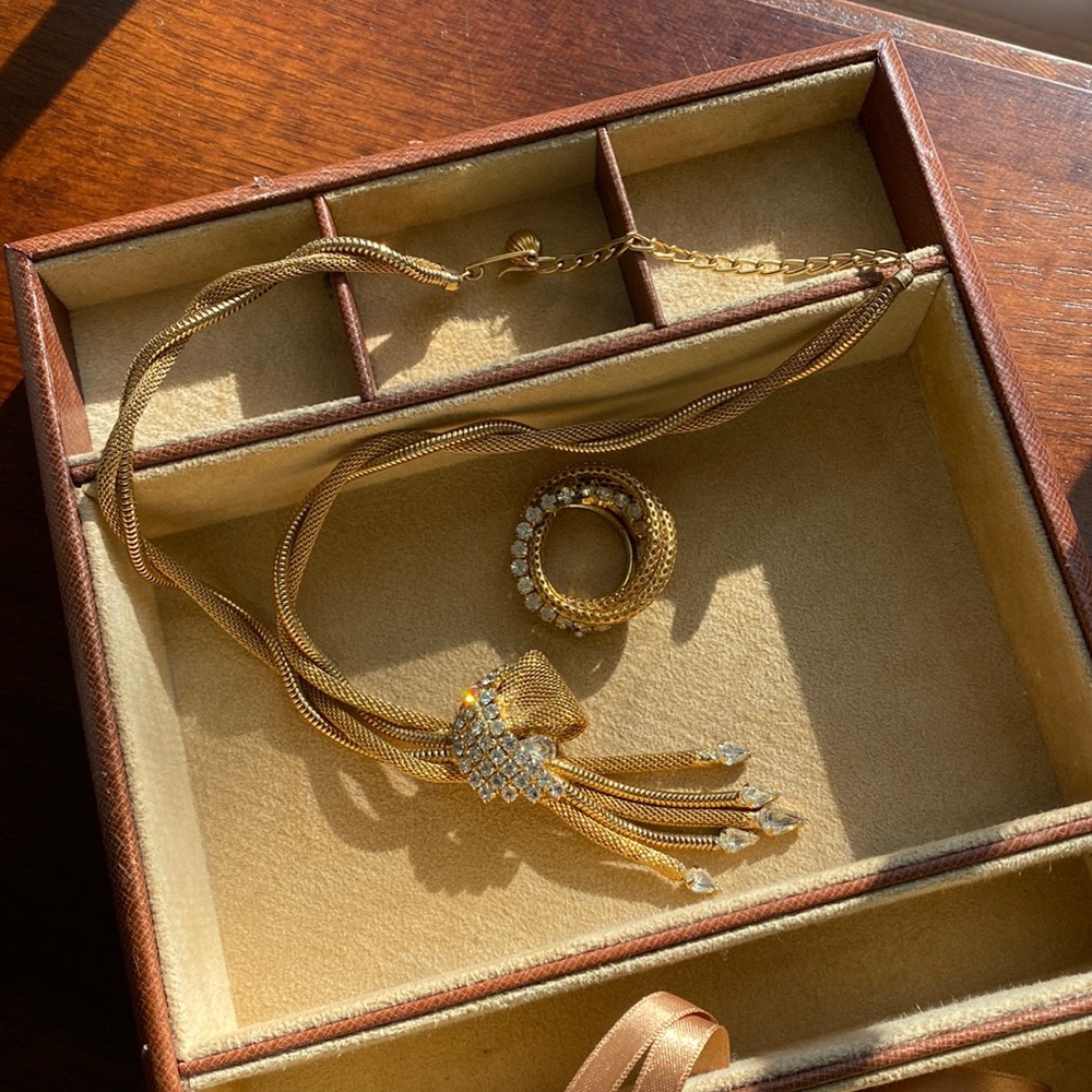 Vintage 40-50s costume jewelry necklace and pin set. Made in Germany stamp